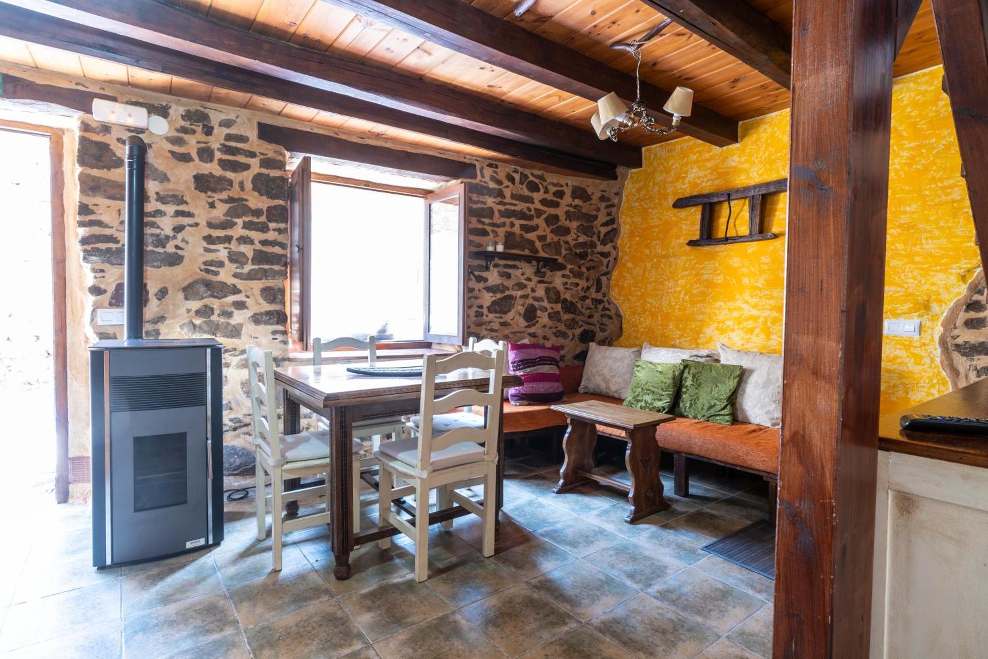 Casa De Turismo Rural Sardom3 Bembibre  エクステリア 写真